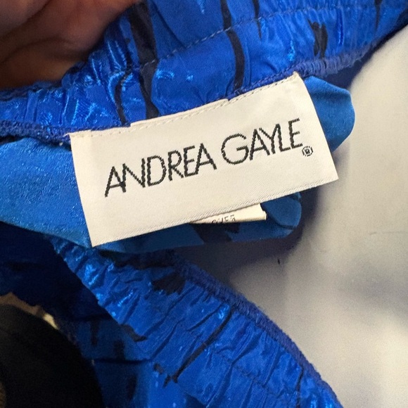 Vintage Andrea Gayle Elegant Blue and White Skirt - Picture 4 of 6